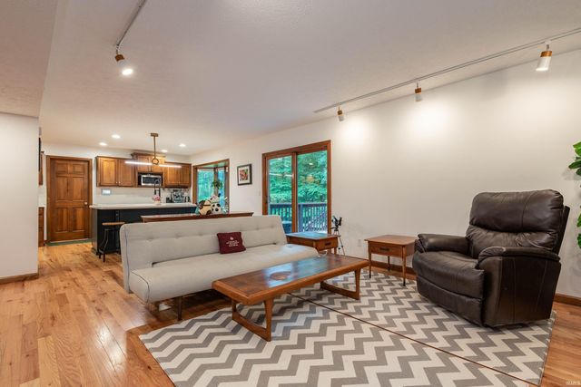 5744 E State Road 46, Bloomington, IN 47401