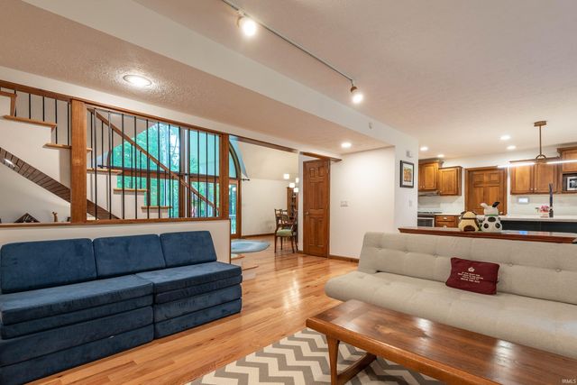 5744 E State Road 46, Bloomington, IN 47401
