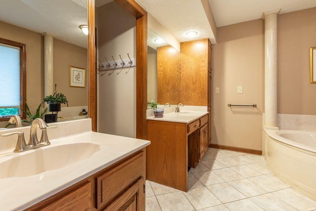 5744 E State Road 46, Bloomington, IN 47401