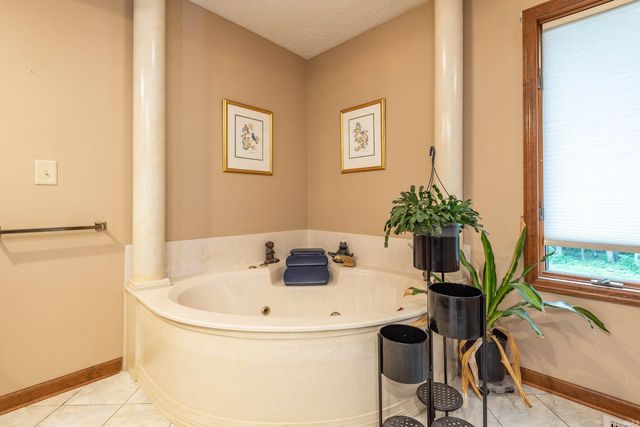 5744 E State Road 46, Bloomington, IN 47401