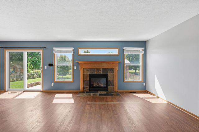 403 Sycamore Creek Street, Pickerington, OH 43147