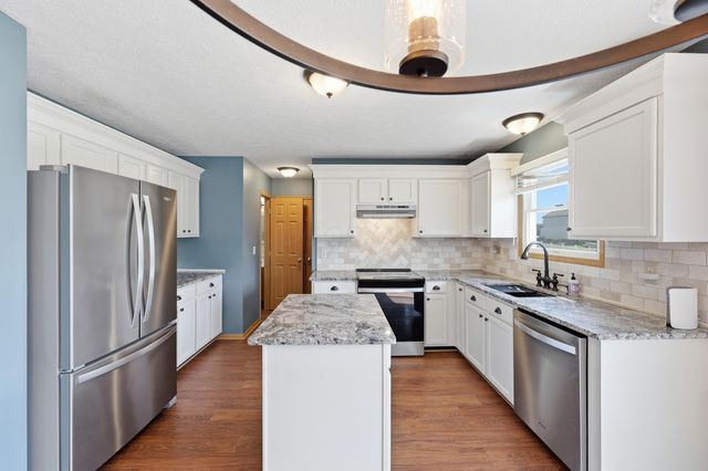403 Sycamore Creek Street, Pickerington, OH 43147