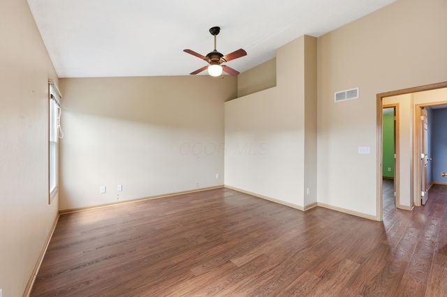 403 Sycamore Creek Street, Pickerington, OH 43147
