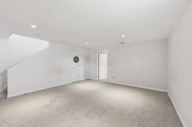 403 Sycamore Creek Street, Pickerington, OH 43147