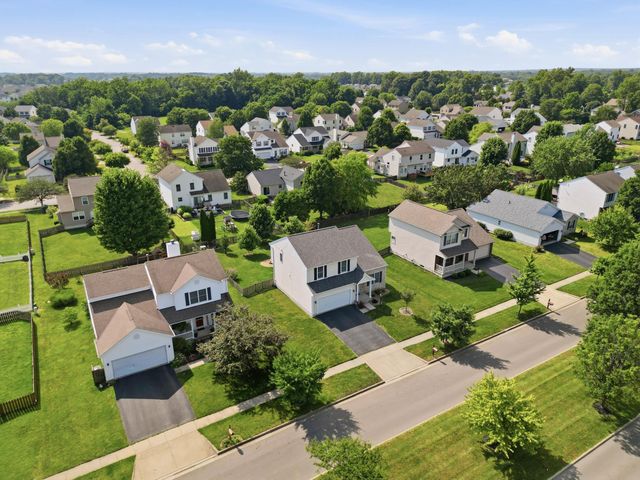 403 Sycamore Creek Street, Pickerington, OH 43147