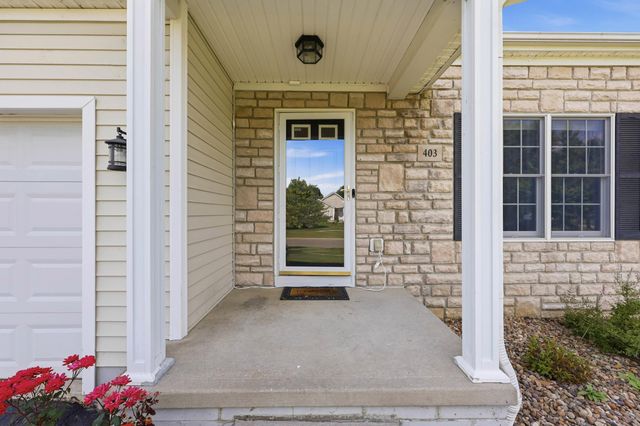 403 Sycamore Creek Street, Pickerington, OH 43147