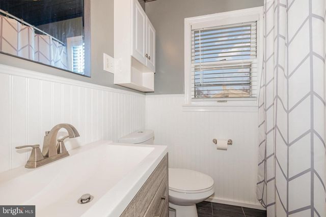 6224 JEROME BLVD, Harrisburg, PA 17112