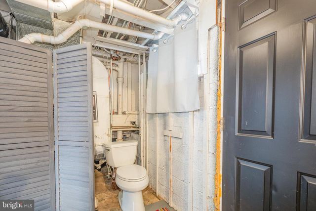 6224 JEROME BLVD, Harrisburg, PA 17112