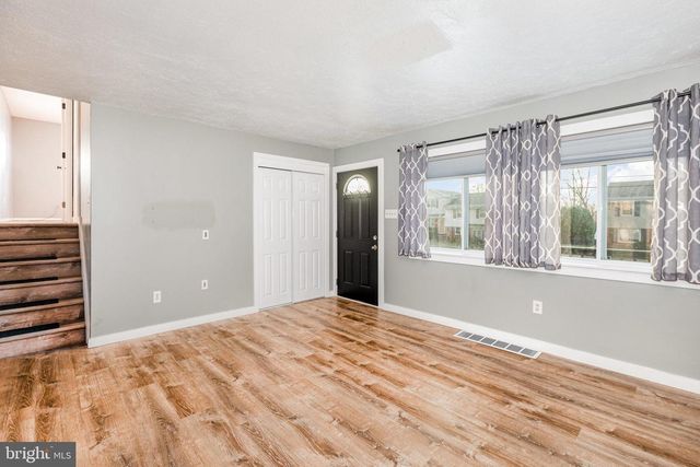 6224 JEROME BLVD, Harrisburg, PA 17112