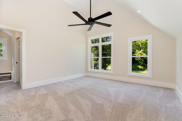 301 W College Street, Louisburg, NC 27549