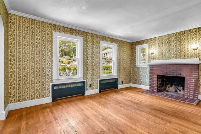 17 Windsor Street, Methuen, MA 01844