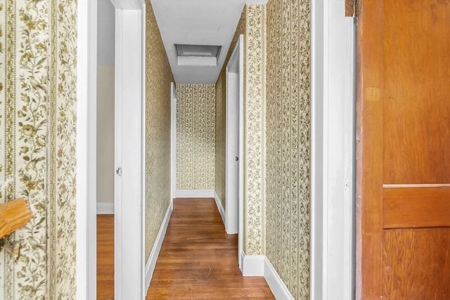 17 Windsor Street, Methuen, MA 01844