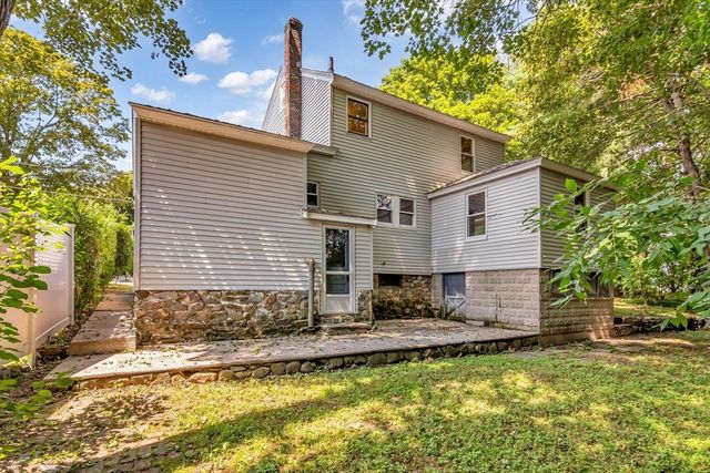 17 Windsor Street, Methuen, MA 01844