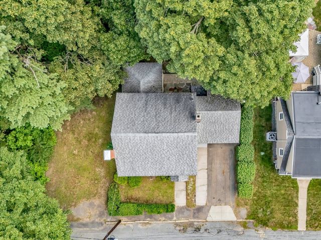 17 Windsor Street, Methuen, MA 01844