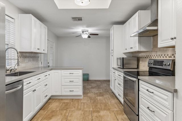 3002 Hazy Park Drive, Houston, TX 77082