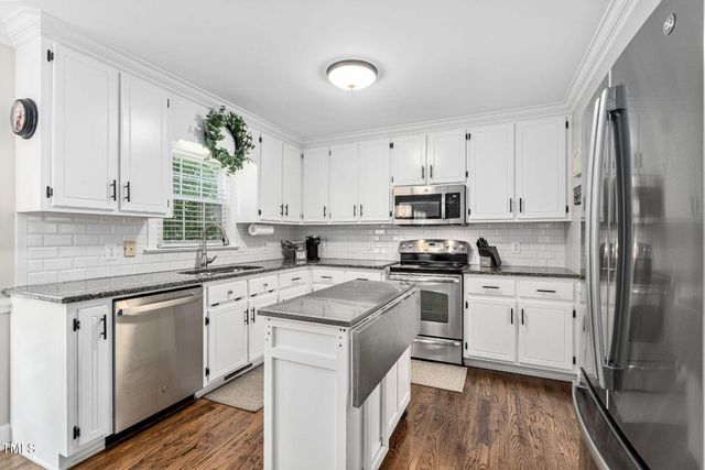 1203 Rainesview Lane, Apex, NC 27502