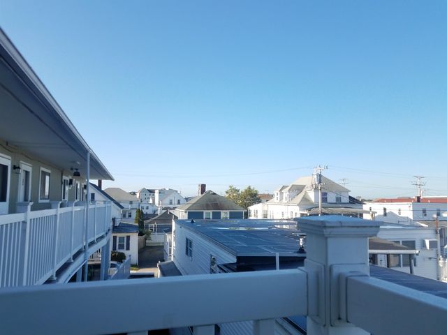 12 G Street, Hampton, NH 03842