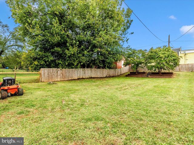 1207 VIRGINIA AVE, Hagerstown, MD 21740