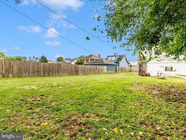 1207 VIRGINIA AVE, Hagerstown, MD 21740