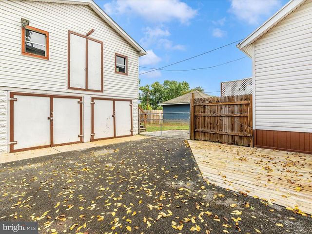 1207 VIRGINIA AVE, Hagerstown, MD 21740