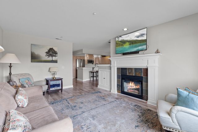 4724 S ARROW POINT DR, #106, Harrison, ID 83833