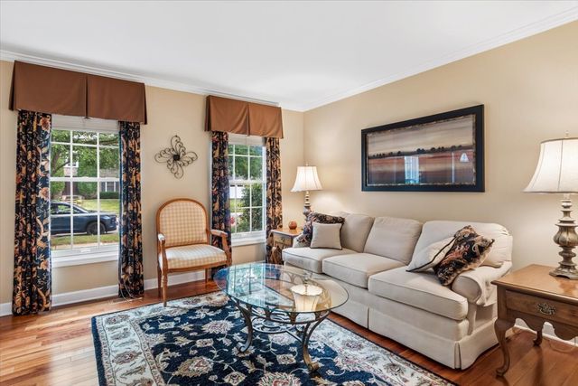 2237 Keim Road, Naperville, IL 60565