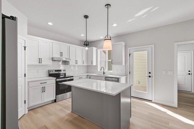 2811 Crinkle Root Drive, Fitchburg, WI 53711