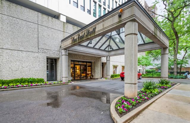 1 E Scott Street 1105, Chicago, IL 60610