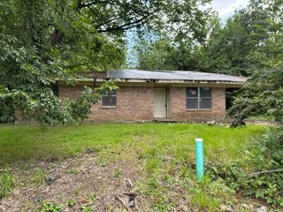 321 Beckham Street W, Sulphur Springs, TX 75482