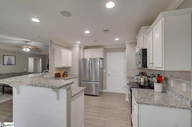 106 Screech Drive, Fountain Inn, SC 29644