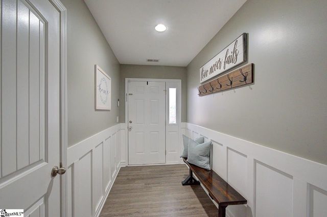 106 Screech Drive, Fountain Inn, SC 29644