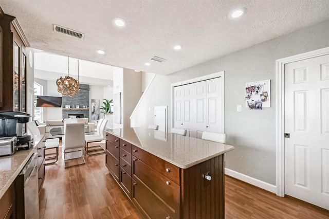 1335 Edwards Drive, Dickinson, TX 77539