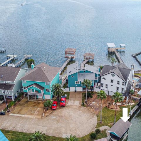 1335 Edwards Drive, Dickinson, TX 77539