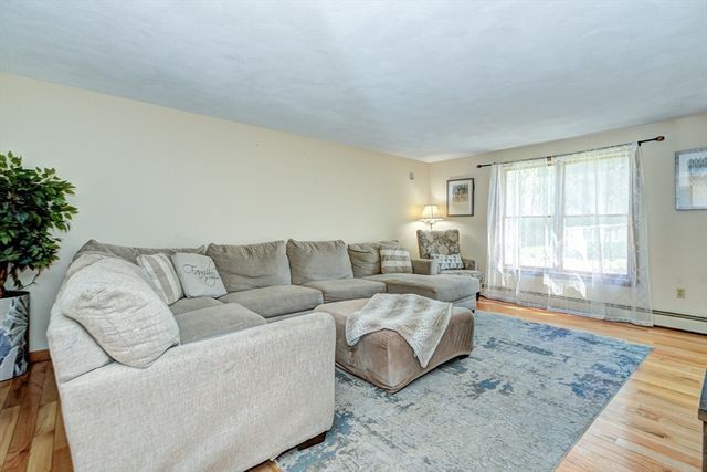 11 Balmoral Drive, Methuen, MA 01844