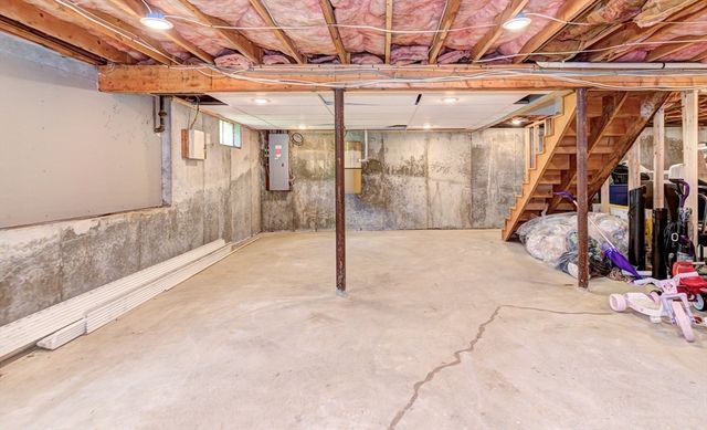 11 Balmoral Drive, Methuen, MA 01844