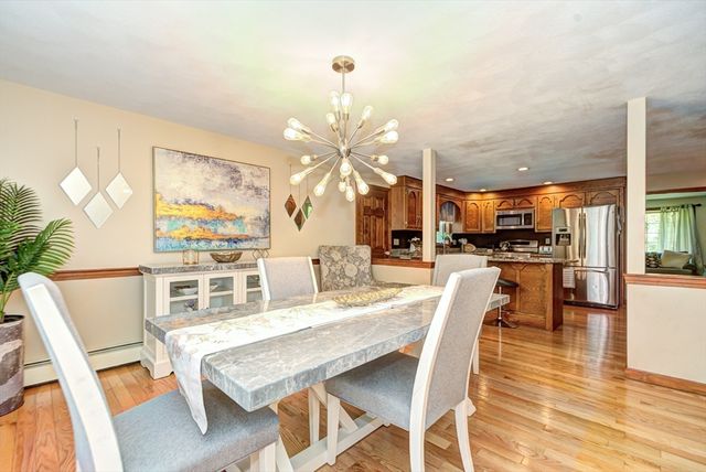 11 Balmoral Drive, Methuen, MA 01844