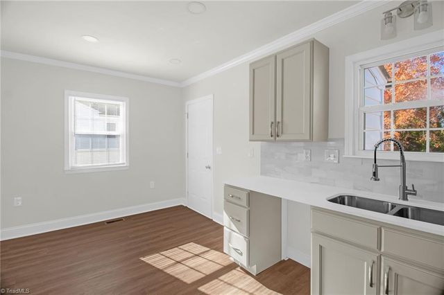 1002 Cliff Road, Asheboro, NC 27205