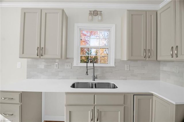 1002 Cliff Road, Asheboro, NC 27205