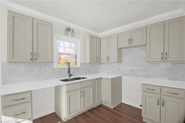 1002 Cliff Road, Asheboro, NC 27205