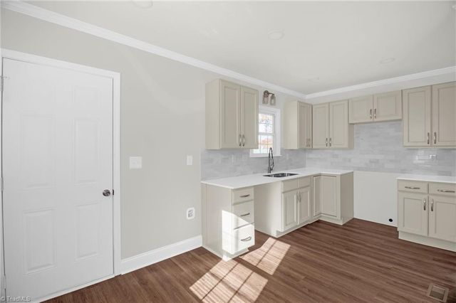 1002 Cliff Road, Asheboro, NC 27205