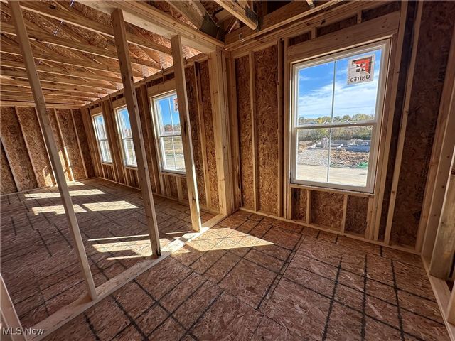 2963 McIntosh Drive NE, Louisville, OH 44641