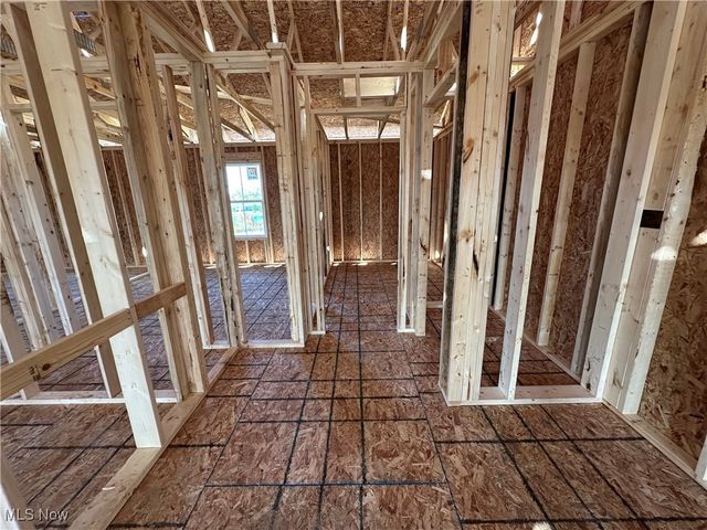 2963 McIntosh Drive NE, Louisville, OH 44641