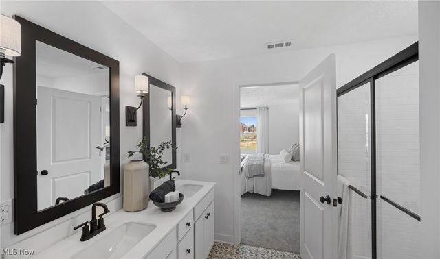 2963 McIntosh Drive NE, Louisville, OH 44641