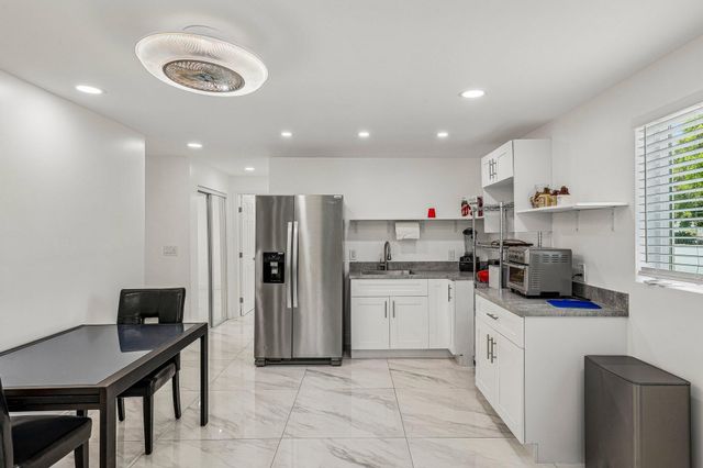 2001 N 22ND Avenue, Hollywood, FL 33020