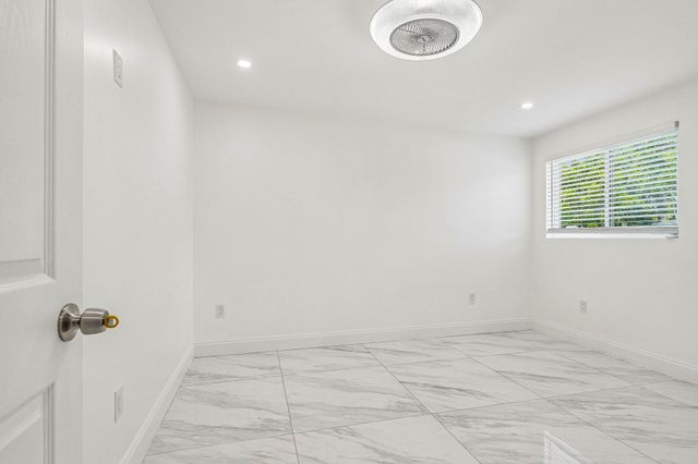 2001 N 22ND Avenue, Hollywood, FL 33020