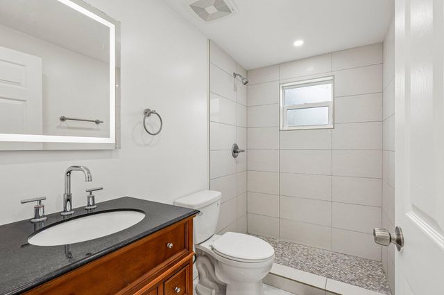 2001 N 22ND Avenue, Hollywood, FL 33020