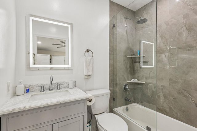2001 N 22ND Avenue, Hollywood, FL 33020