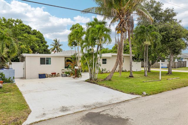 2001 N 22ND Avenue, Hollywood, FL 33020