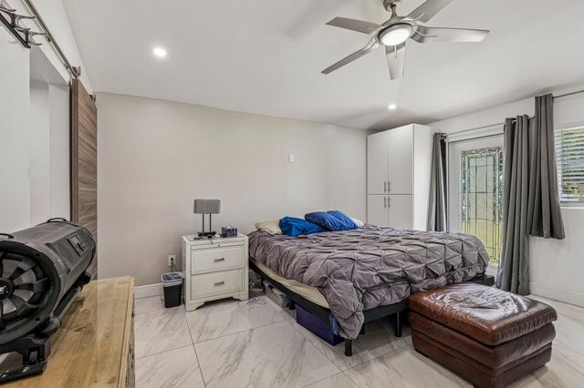 2001 N 22ND Avenue, Hollywood, FL 33020