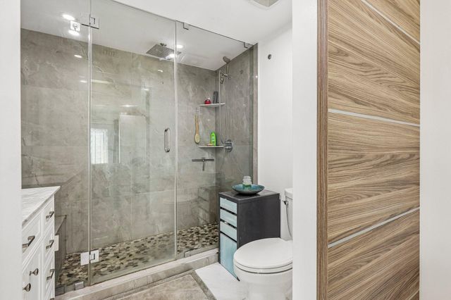 2001 N 22ND Avenue, Hollywood, FL 33020